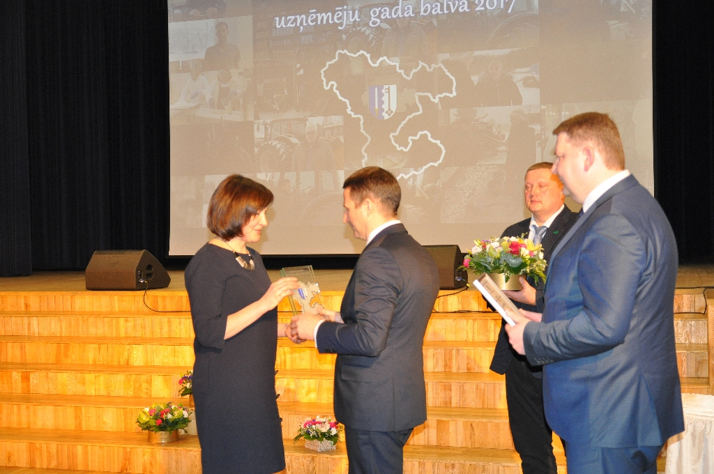 Godināti konkursa “Ludzas novada uzņēmēju gada balva 2017” uzvarētāji 29
